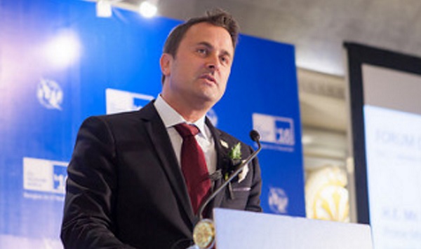 Premierul luxemburghez va primi titlul de Doctor Honoris Causa din partea SNSPA