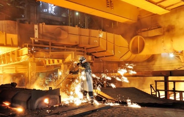 ArcelorMittal Galați angajează 100 de ucenici