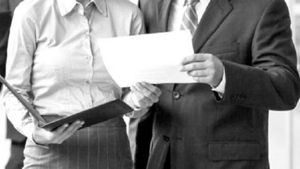 Managerii români “la raport”: Cum stau la salarii și bonusuri