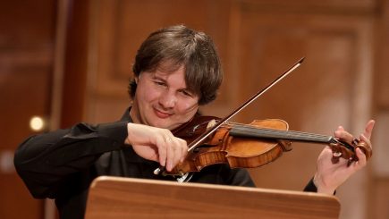Violonistul Liviu Prunaru, concert-maestru al celei mai bine cotate orchestre simfonice din lume, în dublă ipostază pe scena Sălii Radio!