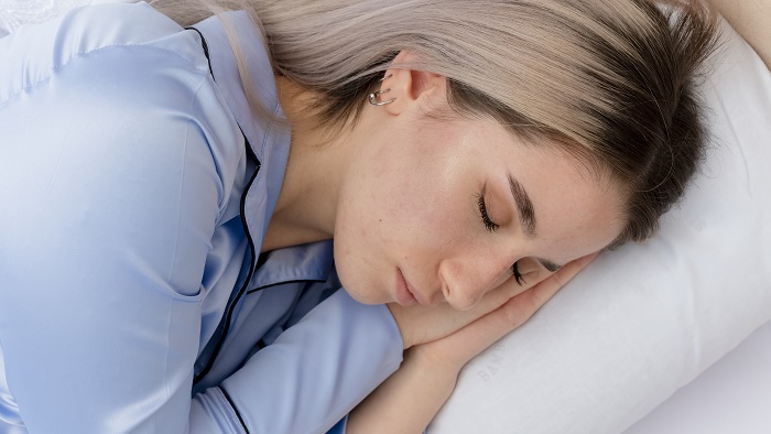 9 motive pentru a dormi mai mult