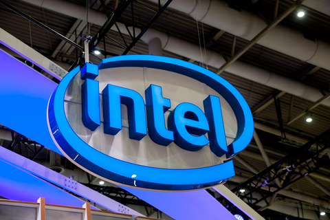 Șeful Intel spune că divizarea companiei în două este o „întrebare deschisă”