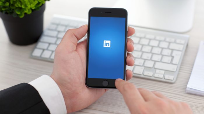 LinkedIn: CV-ul profesional digital – Ce văd angajatorii și cum îți poate influența cariera