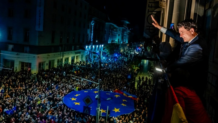Nicușor Dan președinte: raza de luciditate din ochiul furtunii | OPINIE