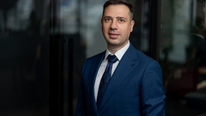 Peste 60% dintre angajați ar pleca pentru un venit mai mare | STUDIU