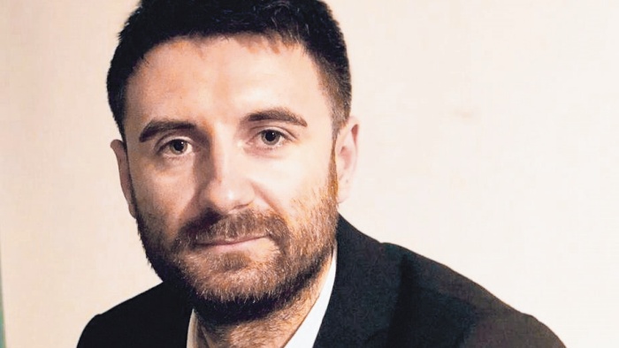 Daniel Vîlceanu, Philip Morris România: MBA-ul te disciplinează și îți oferă o perspectivă critică asupra conducerii unui business | OPINIE