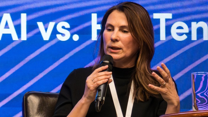 Nicoleta Iordan, Cărturești: Angajatorii au responsabilitatea de a compensa ceea ce statul nu reușește să facă, să faciliteze accesul la lectură | Best Employer Fest