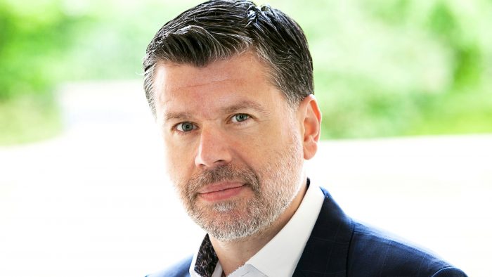 Florin Predescu Vasvari, profesor la London Business School: Orice succes în viață vine, în primul rând, dacă muncești din greu, ești serios și disciplinat. Și trebuie să fii și curios