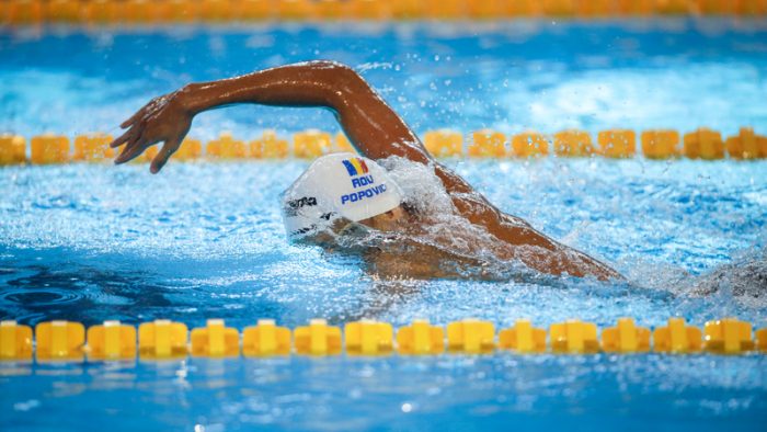 David Popovici, campion absolut! Aur în finala de 100 metri liber, proba regină a natației și record al Campionatului Mondial