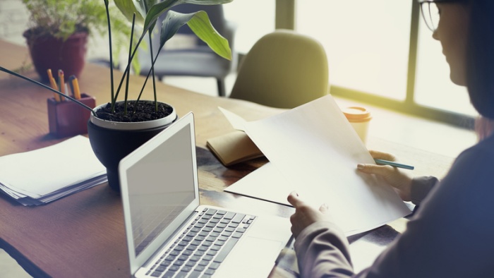 REGES-ONLINE. Regele a murit. Trăiască Regele! | Revista HR Manager