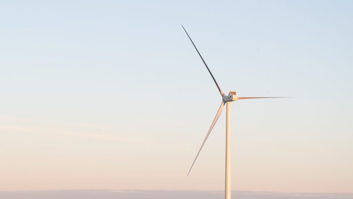 Un nou pas spre tranziția energetică: OX2 vinde un proiect eolian către HELLENiQ ENERGY și intră în faza de construcție