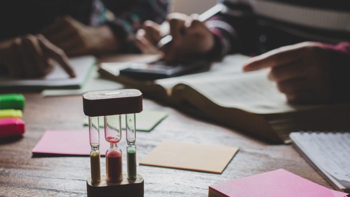 De ce își iau angajații proiecte secundare, dincolo de motivația financiară - STUDIU