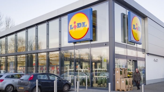 Cât a investit Lidl în România în 2024 și câți angajați are