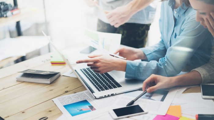 Sfat pentru job: Cum diferențiezi o idee bună de una urgentă