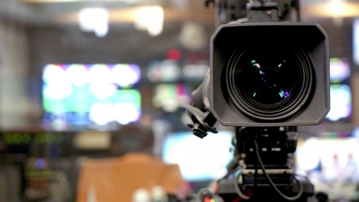 Cum gestionezi o comunicare publică dacă liderul companiei nu vrea să apară
